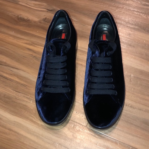 PRADA Velvet Plain Sneaker Size 37 - Picture 4 of 6